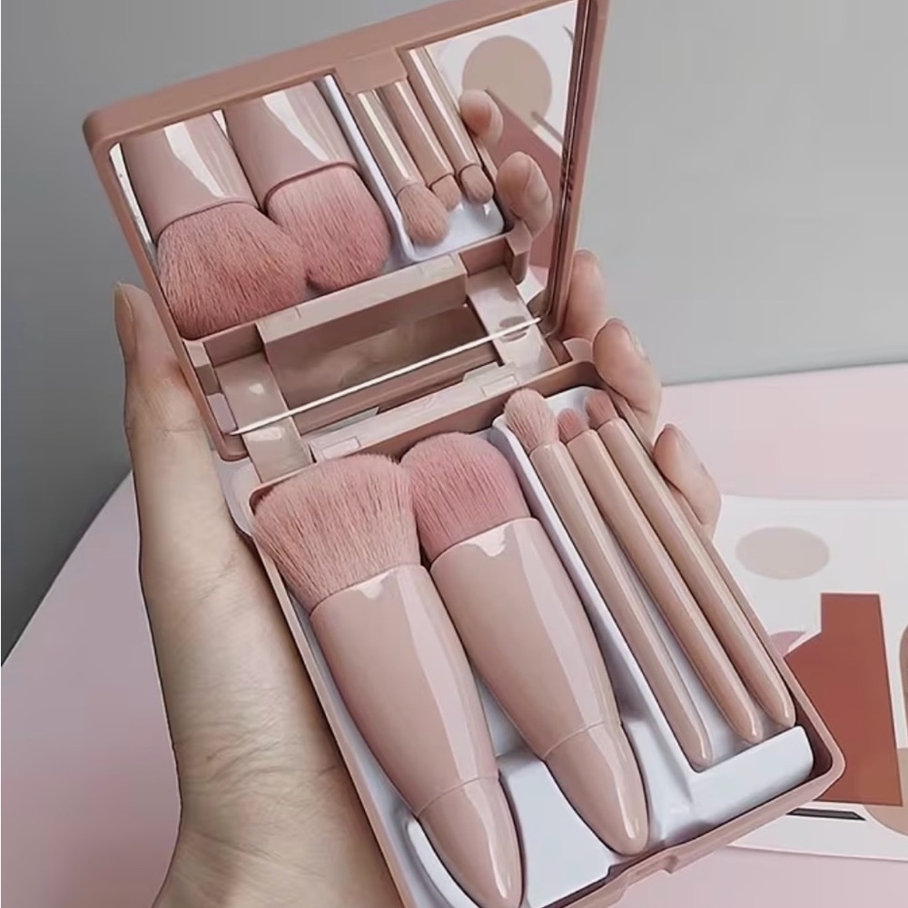 Pink Makeup Brush Set